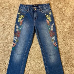 Flower embroidered Boden jeans